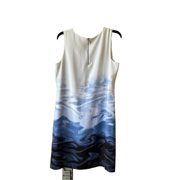Vince Camuto womens Knee Length A Line Shift Dress size 12 White Blue Wavy Print - Picture 3 of 6
